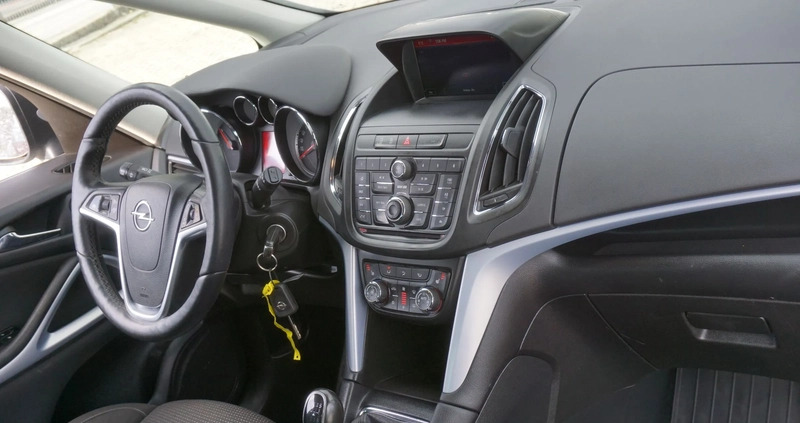 Opel Zafira cena 35500 przebieg: 152000, rok produkcji 2014 z Czerniejewo małe 497